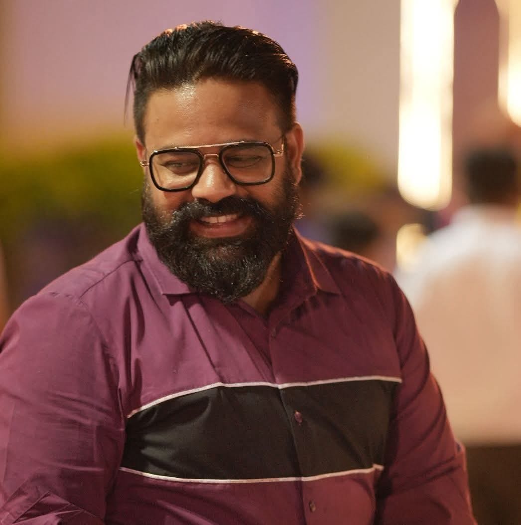 Mr. VIVEK SWAIKA